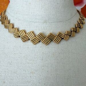 Vintage Gold Tone Basket Weave Geometric Statement Collar Necklace